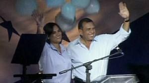 Lobo celebrates victory in Honduran presidential poll
