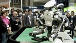 Les robots tiennent salon à Tokyo