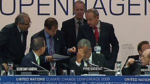 Salvaged climate deal fails to impress