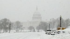 Historic snowstorm brings Washington to a halt