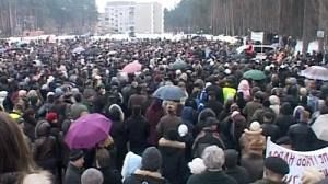 Жители Литвы требуют снизить цены на тепло.