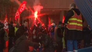 Clashes at the headquarters of Total