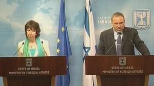 Ashton y Lieberman, reunidos en plena tormenta en Oriente Próximo