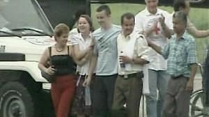 FARC rebels set kidnapped Colombian soldier free