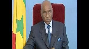 Senegal reclaims French bases