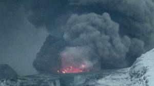 Vers une accalmie du volcan islandais ?