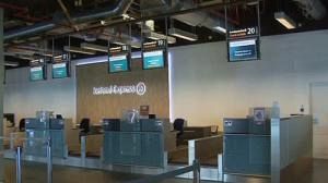 Des milliers de voyageurs toujours bloqués dans des aéroports