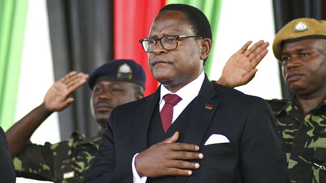 Malawi : le président Chakwera retire les pouvoirs à son vice-président