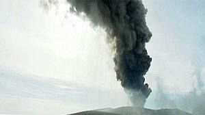 Le volcan islandais Eyjafjöll se fâche de nouveau
