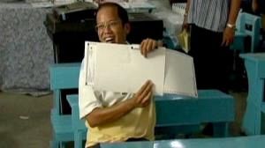 La famille Aquino de nouveau au pouvoir aux Philippines