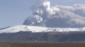 Scenarii improbables pour calmer la colère du volcan Eyjafjöll