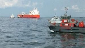 Collision causes oil spill off Singapore