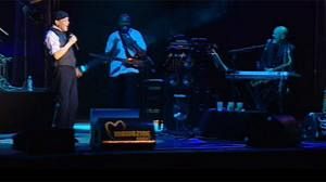 Al Jarreau performing