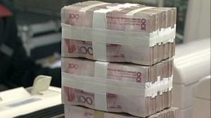 Euro’s slide has silver lining