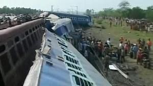 Maoists blamed for Indian train crash