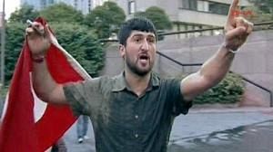 Des Turcs protestent devant le consulat d’Israël à Istanbul