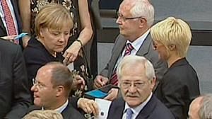 Présidentielles en Allemagne: 2ème tour nécessaire, Merkel désavouée