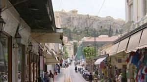 Greeks count cost of VAT hike
