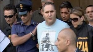 Naples police hold top Camorra suspect
