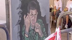 Netanyahu meets captured soldier’s family