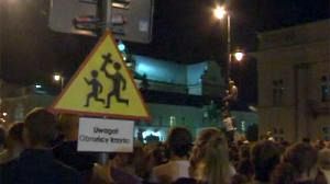 Stand-off over Kaczynski cross