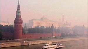 Russian fire threat at nuclear site reduced, Moscow still breathing smoke