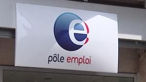 French jobless rate falls