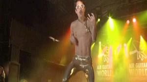 Un français champion du monde d’Air guitar