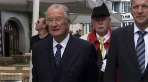 Belgium king seeks new way to exit political crisis
