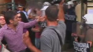 Acropolis stormed as riot police wade in