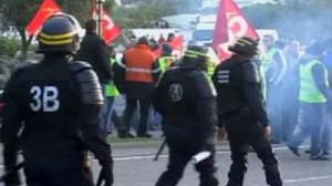 France : poursuite de la mobilisation et brèche au sénat