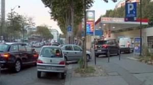France wakes up to unpopular pension reform