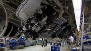 Euro zone manufacturing rises unevenly
