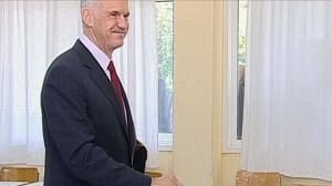 Papandreou to pursue reforms after Greek polls win