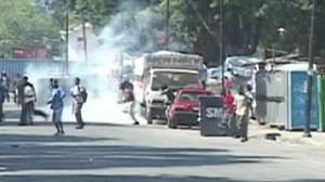 Port-au-Prince, pietre contro gruppo caschi blu