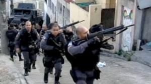Favelas de Rio: une présence policière pour combien de temps?