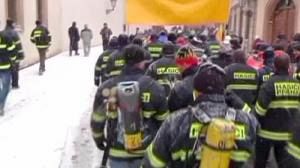 Czech police and firefighters protest pay cuts