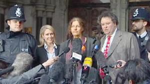 Assange’s mother thanks supporters