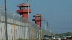 Plus de 140 détenus s‘évadent d’une prison mexicaine