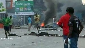 Les Ivoriens fuient leur pays par milliers