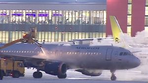 Le verglas sème le chaos dans les aéroports de Moscou