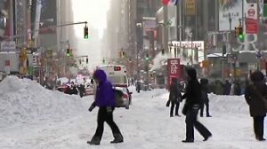New York battles to clear snow for New Year