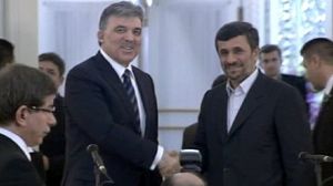 L’Iran et la Turquie resserrent leurs liens économiques