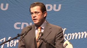 German minister gives up doctorate