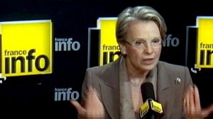 Dernières heures pour Alliot-Marie au ministère des Affaires étrangères