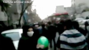 Iranian police clamp down on protests