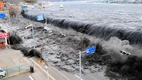 Le littoral japonais dévasté par le tsunami