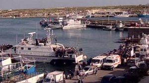 Immigrant boat turned away from Lampedusa