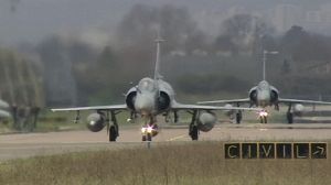 La coalición ataca por mar y aire objetivos militares estratégicos en Libia