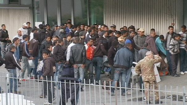 Close-up: migrants’ rough ride to EU